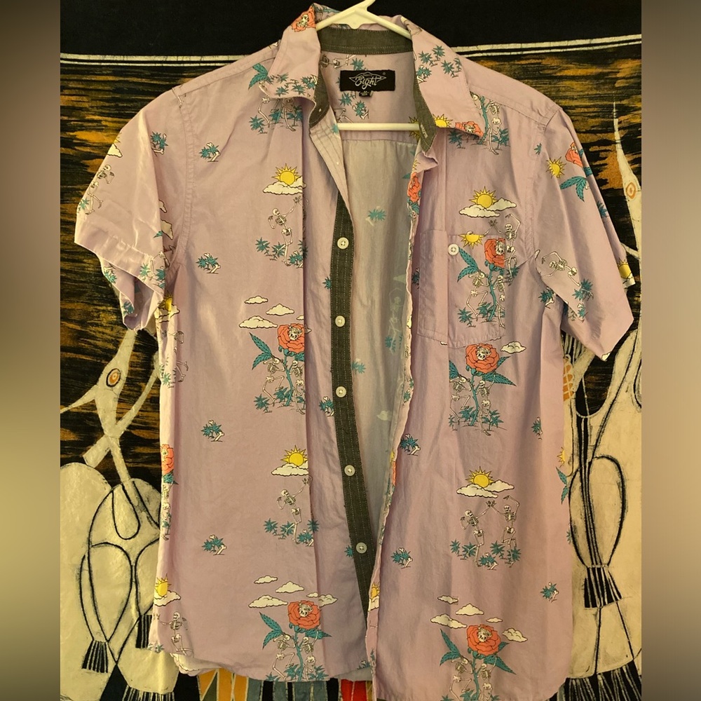 Short sleeve eighty eight button down, like new condition, never worn.